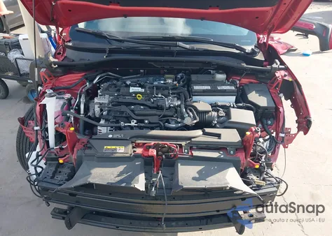 2025 Toyota Corolla Cross Xle z USA, uszkodzony, nr VIN 7MUDAAAG3SV142932